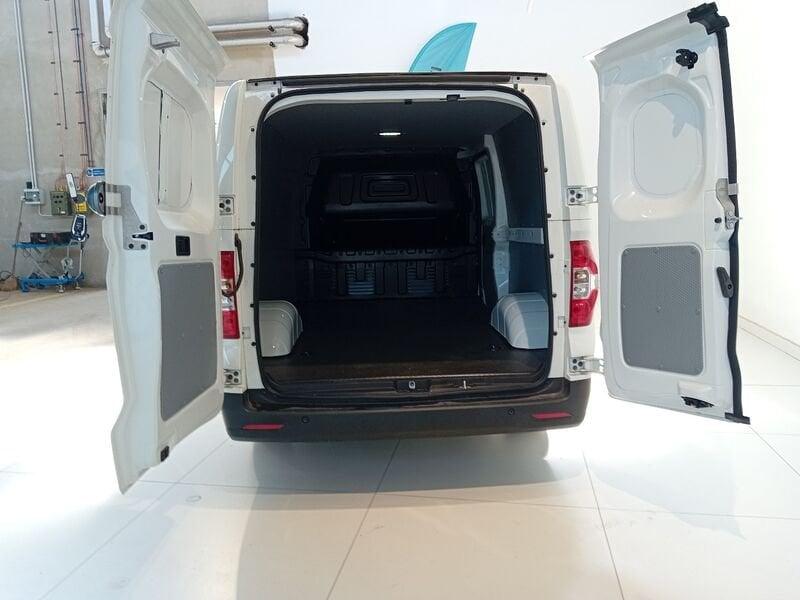 Maxus eDeliver3 MAXUS eDELIVER 3 PASSO LUNGO