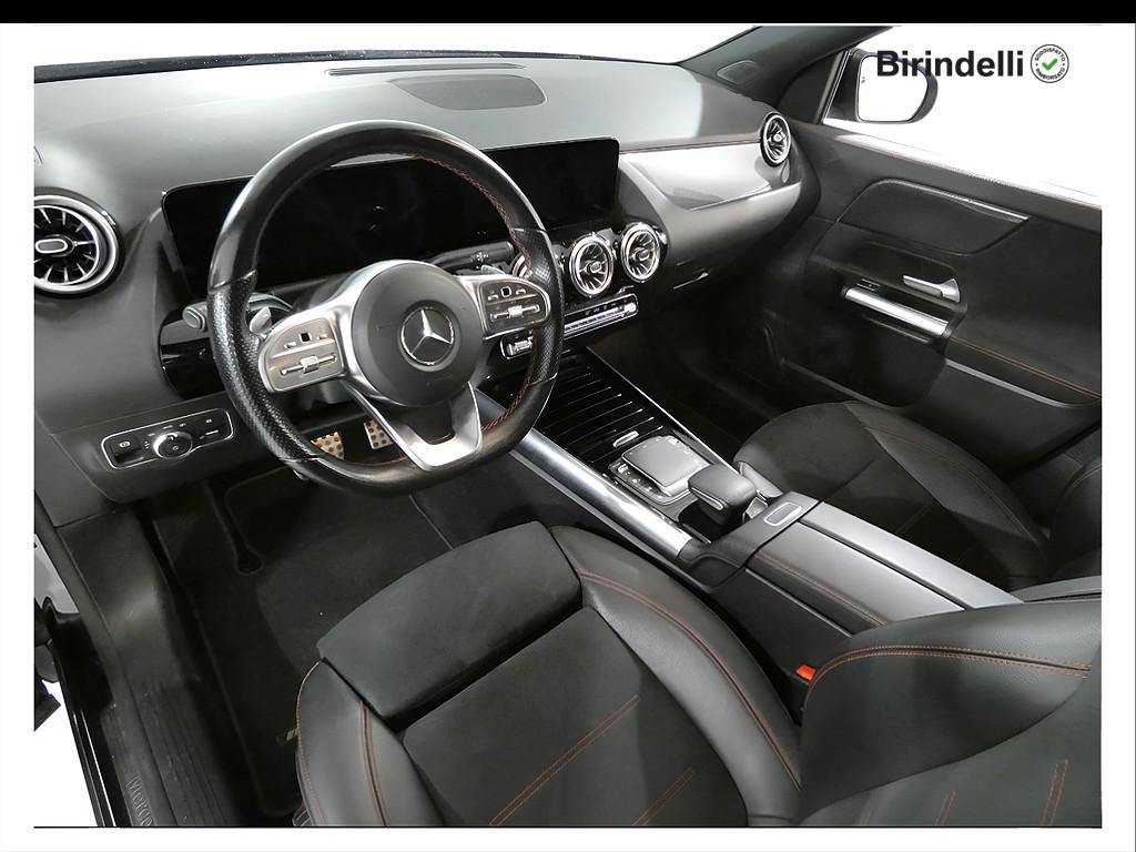 Mercedes-Benz GLA (H247) - GLA 200 d Automatic Premium