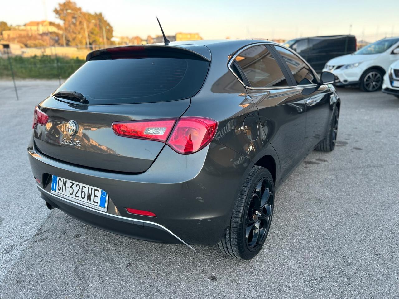 Alfa Romeo Giulietta 1.6 JTDm-2 105 CV Exclusive