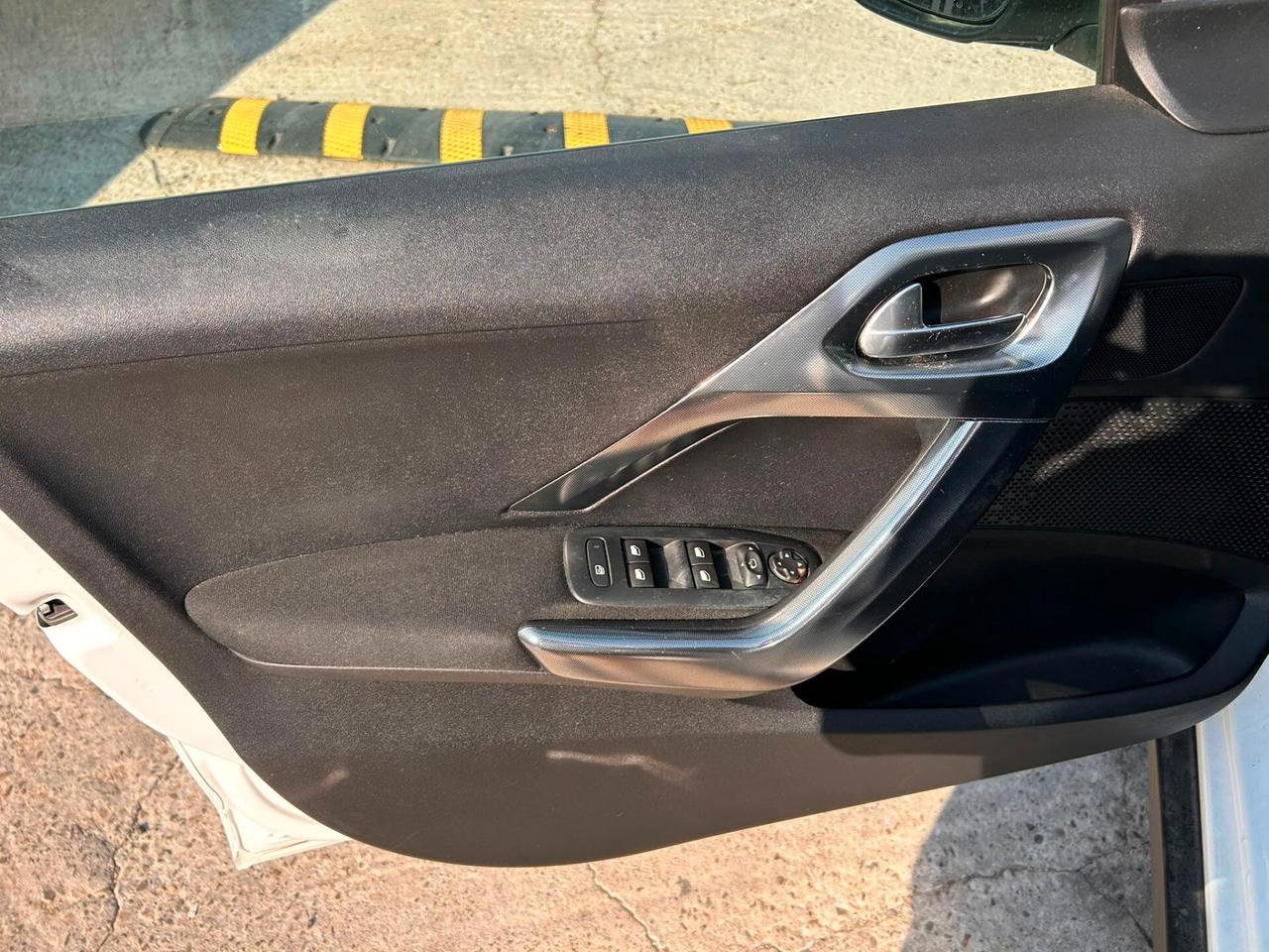 Peugeot 2008 BlueHDi 120 S&S Allure