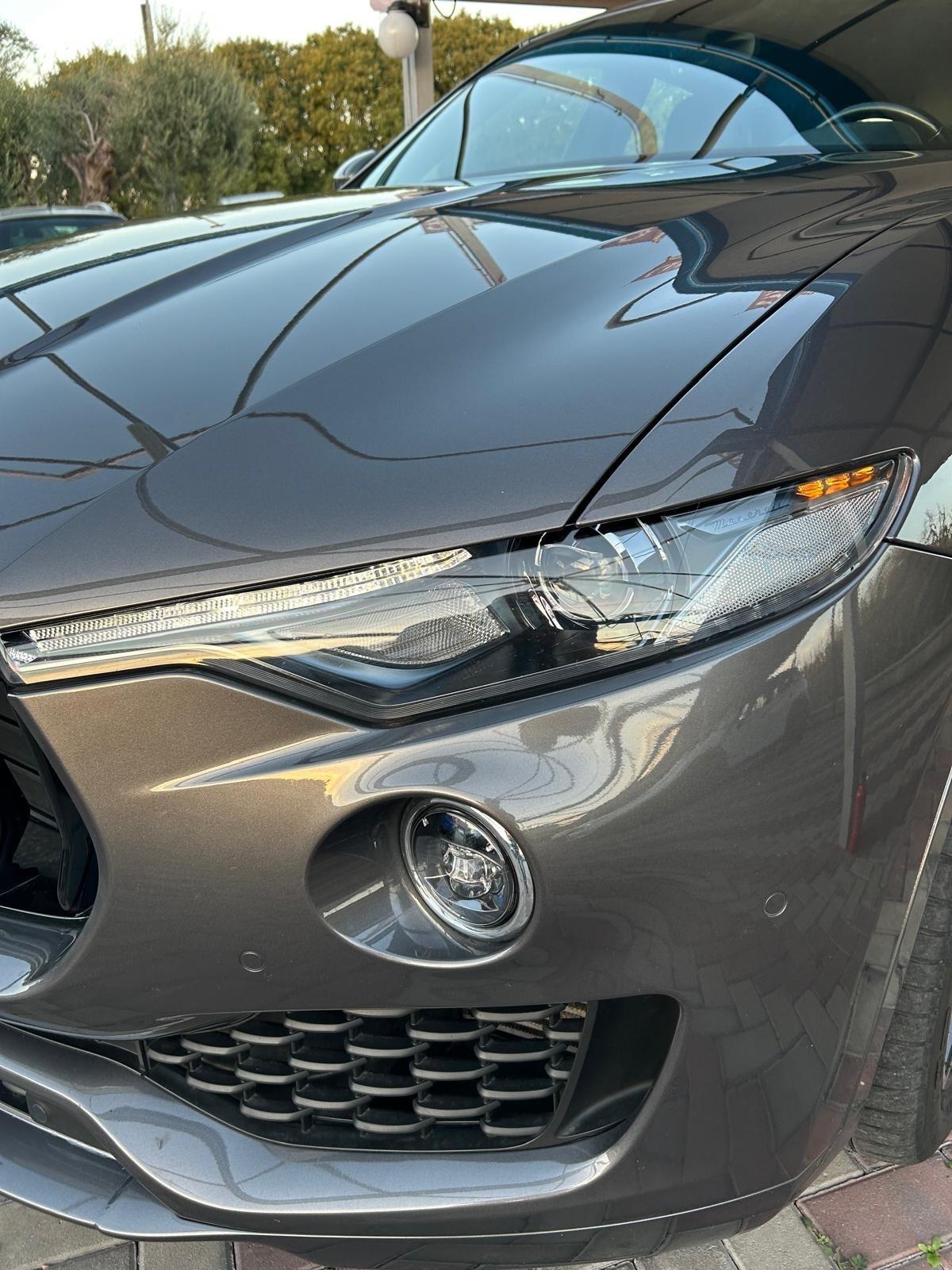Maserati Levante motore nuovo