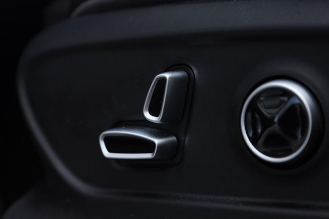 MASERATI Grecale MHEV 330 CV PREZZO NETTO AWD MODENA Q4