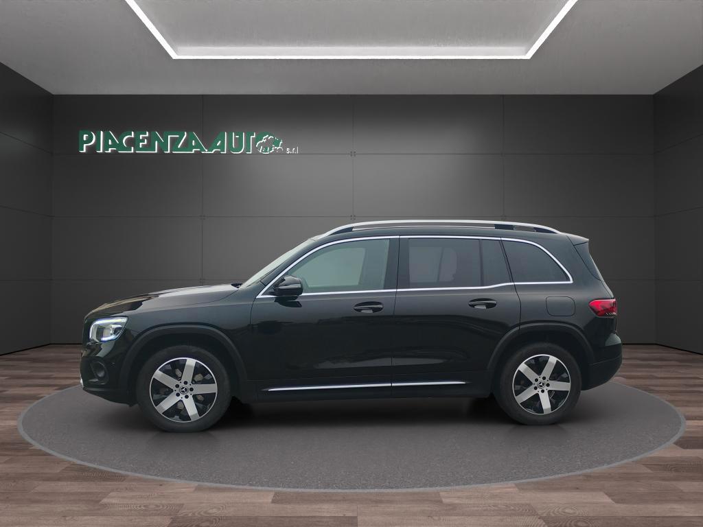 Mercedes GLB 200 d Sport Plus auto.NAVI.TELECAMERA.SEDILI SPORT