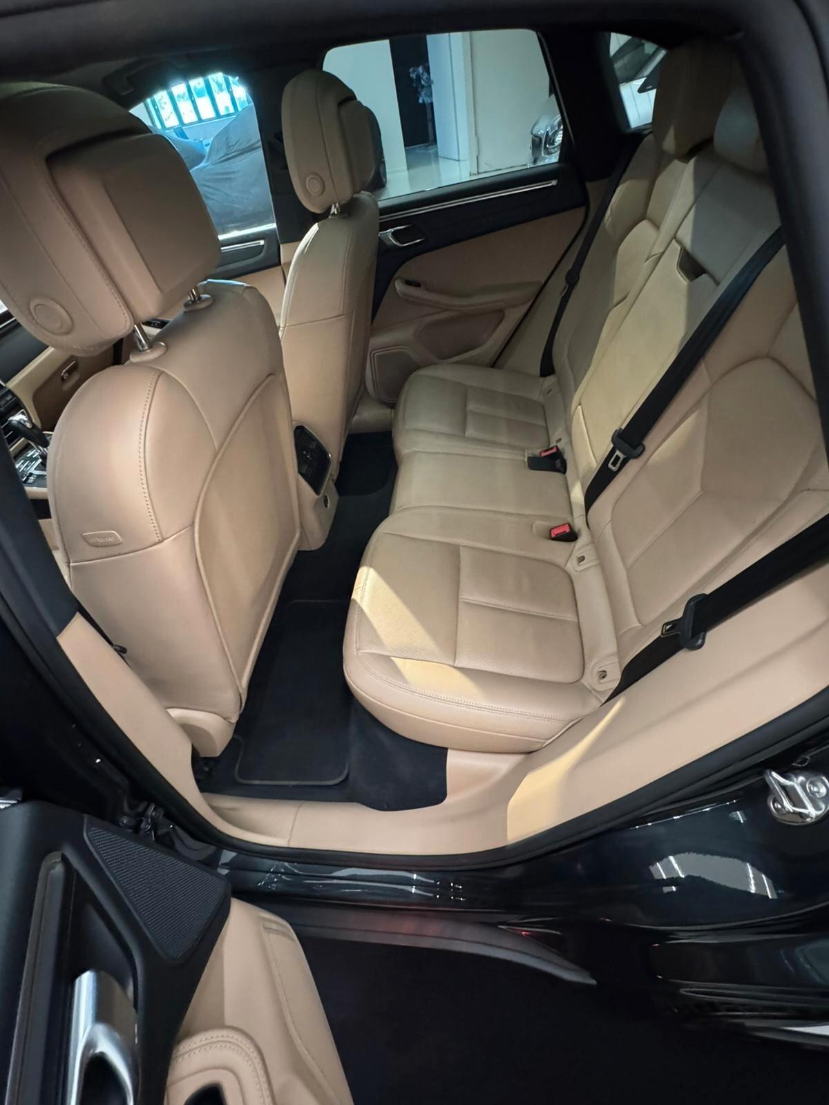 Porsche Macan 2.0