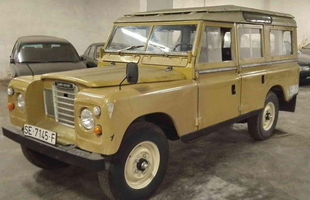 LAND ROVER Defender 109 DIESEL 6 POSTI