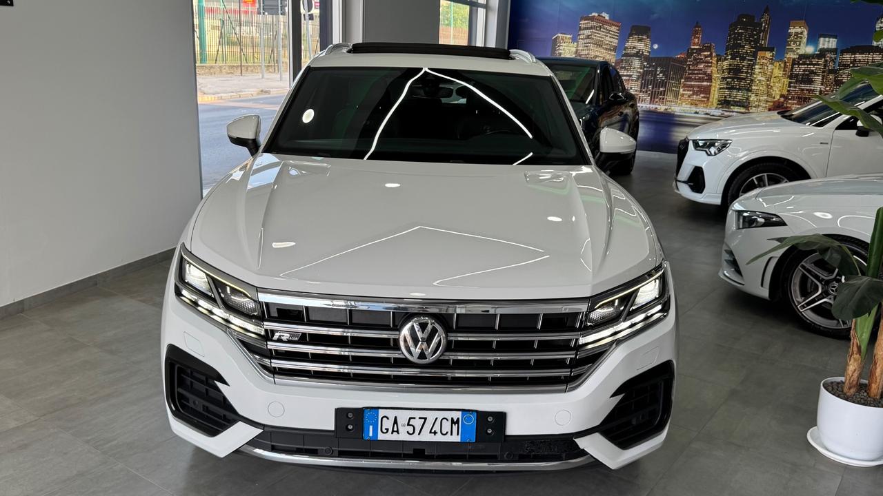 Volkswagen Touareg 3.0 V6 TDI SCR R-Line