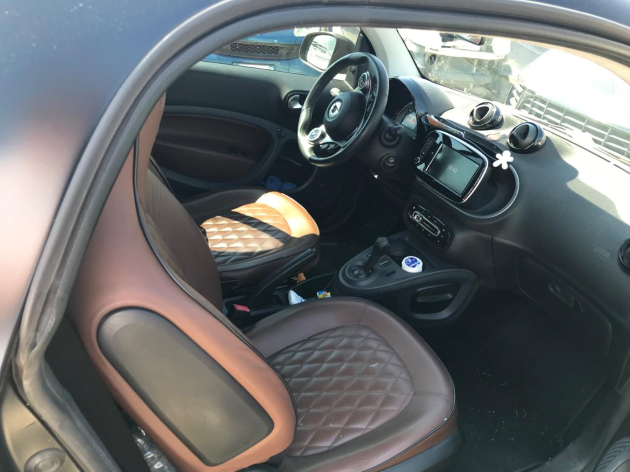 Smart ForTwo 90 0.9 Turbo twin. Limited Edition Berlin Black