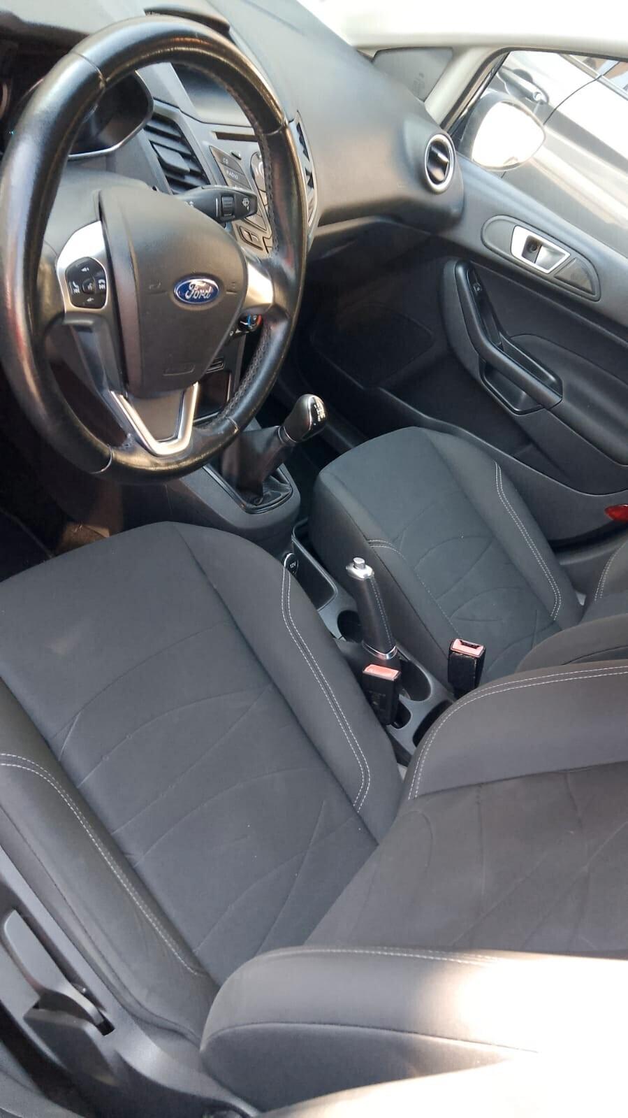 Ford Fiesta 1.5 Tdci Ghia - 2018