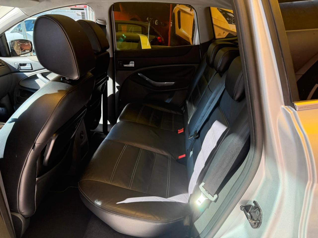 Ford Kuga 2.0cc diesel 12 mesi garanzia-2011