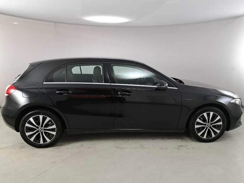 MERCEDES-BENZ A 250 e EQ-POWER Auto Business Extra 5 PORTE BERLINA