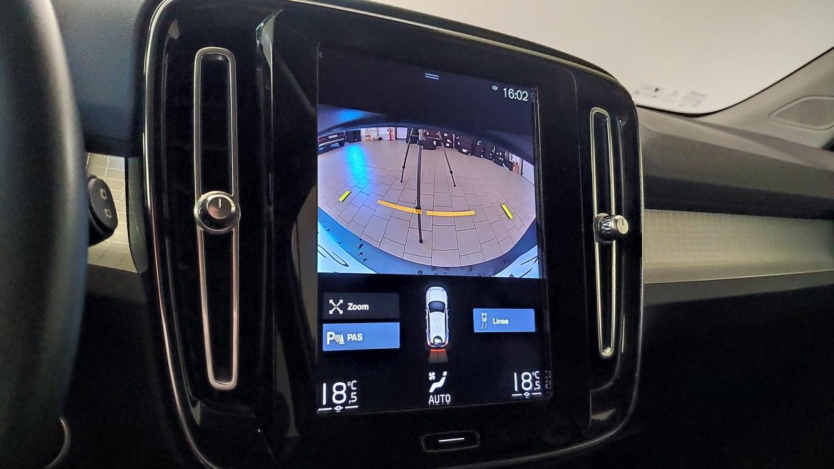 VOLVO Xc40 T4 Awd Geartronic Momentum