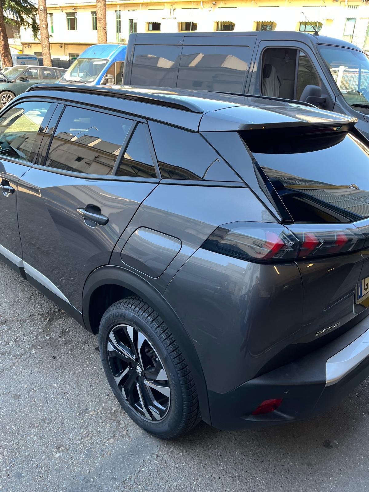 Peugeot 2008 PureTech 100 S&S Allure Pack