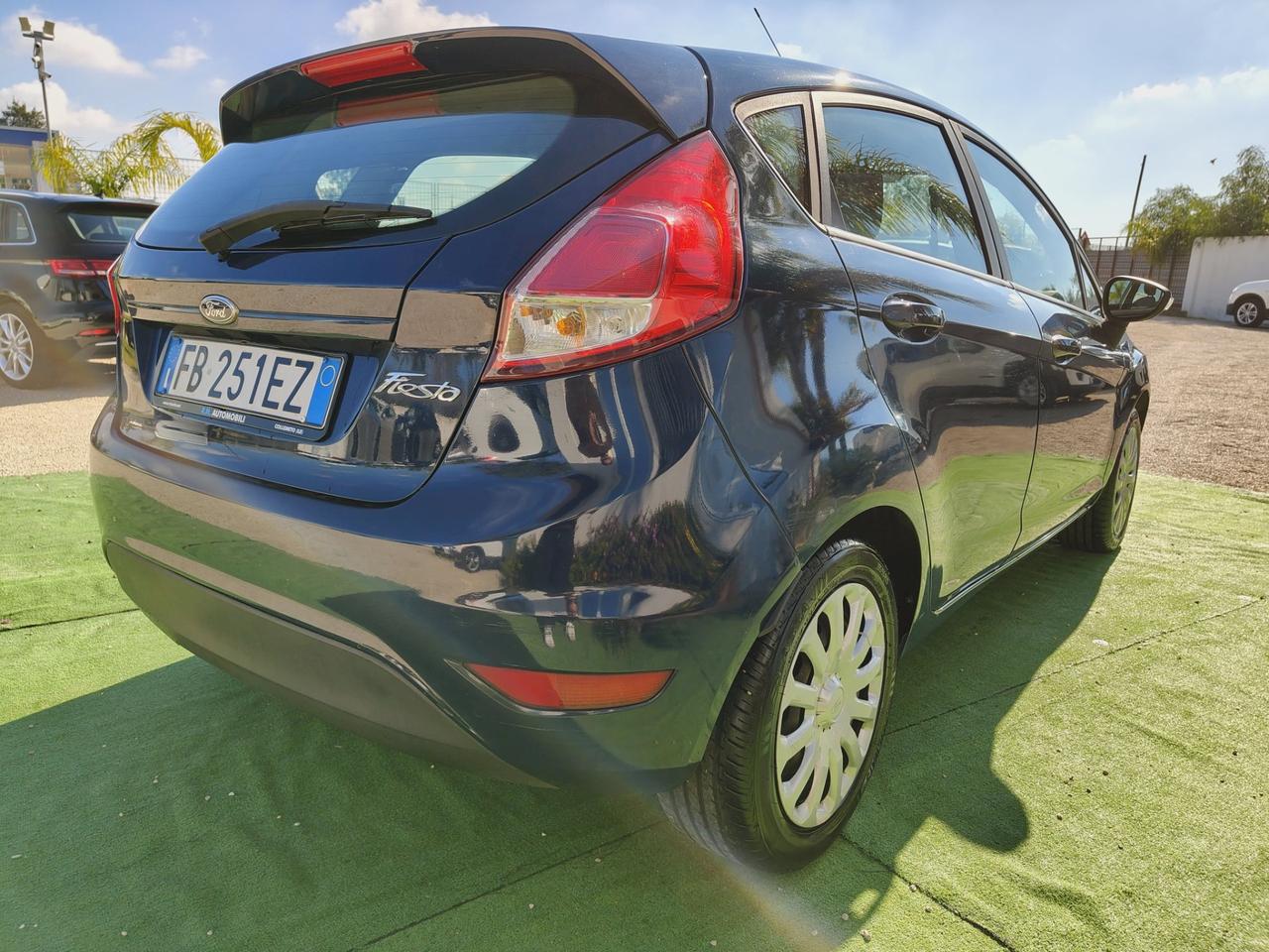 Ford Fiesta 1.5 TDCi 75CV 5 porte Black & White Edition - 2015