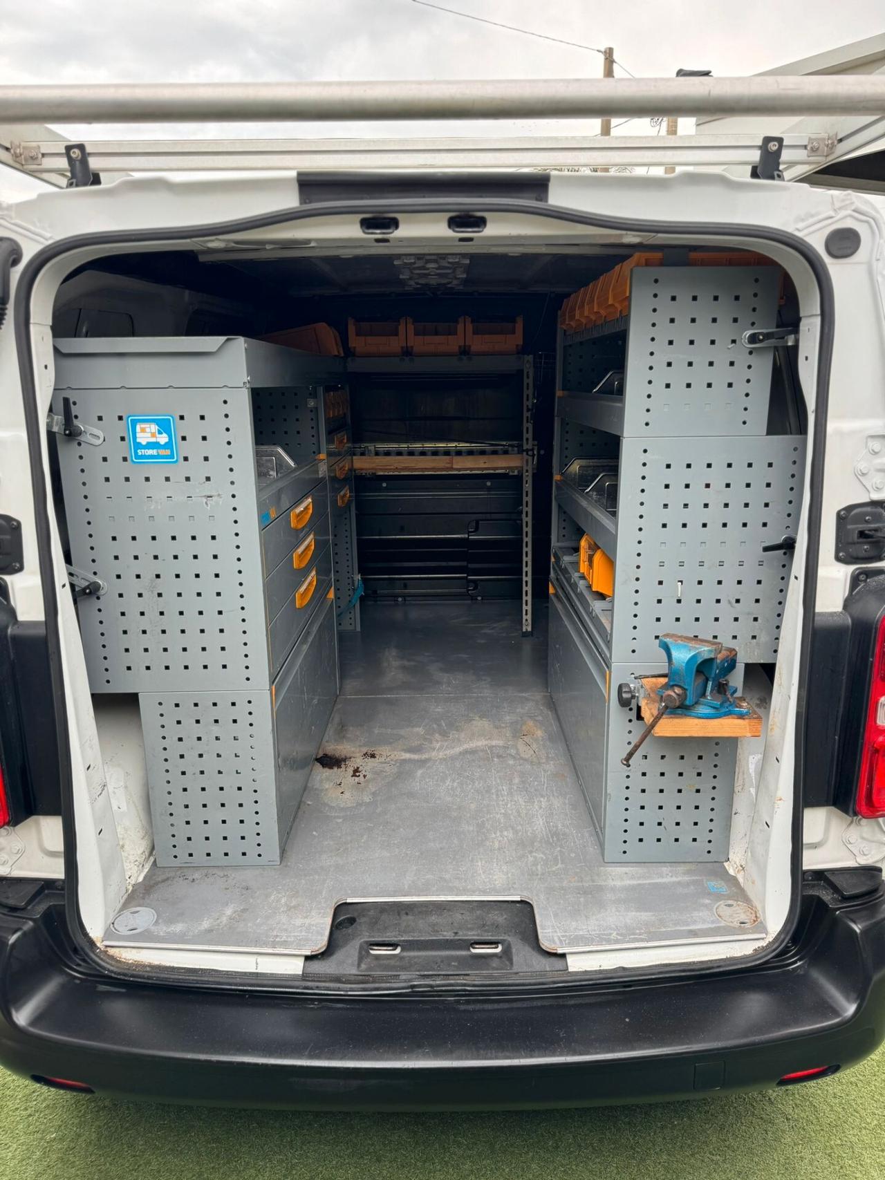 Peugeot Expert BlueHDi 100 S&S PL-TN Furgone Premium Standard | CON ATTREZZATURA