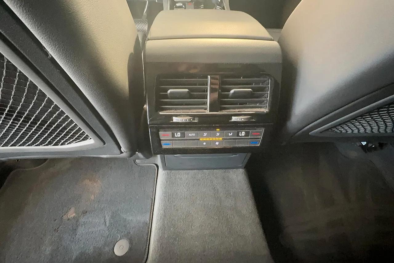 Volkswagen Touareg 3.0 V6 TDI SCR Elegance