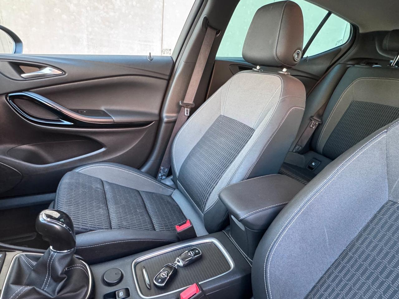 Opel Astra 1.5 CDTI 105 CV S&S 5 porte Business Elegance