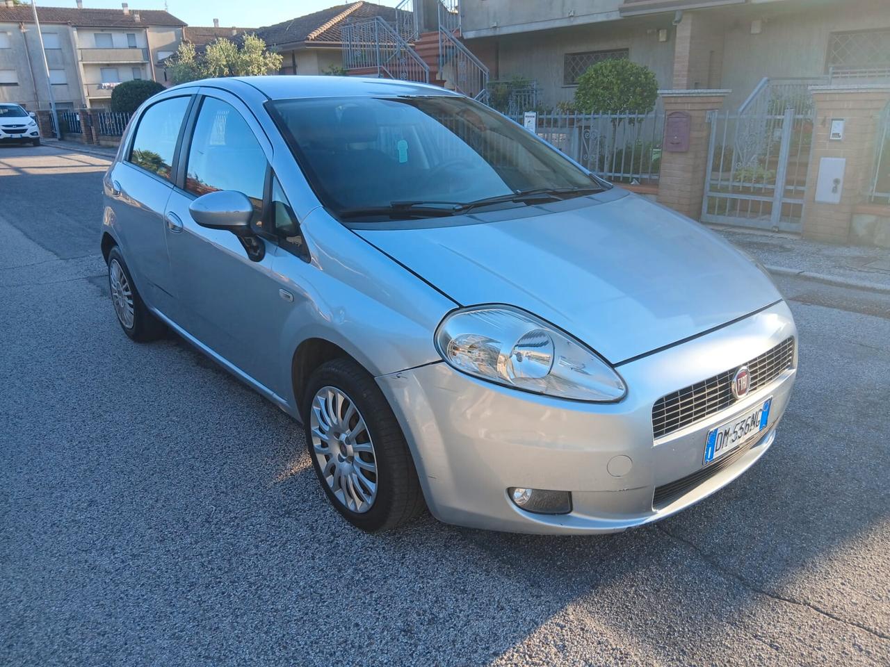 Fiat Grande Punto 1.3 MJT 75 CV 3 porte Active