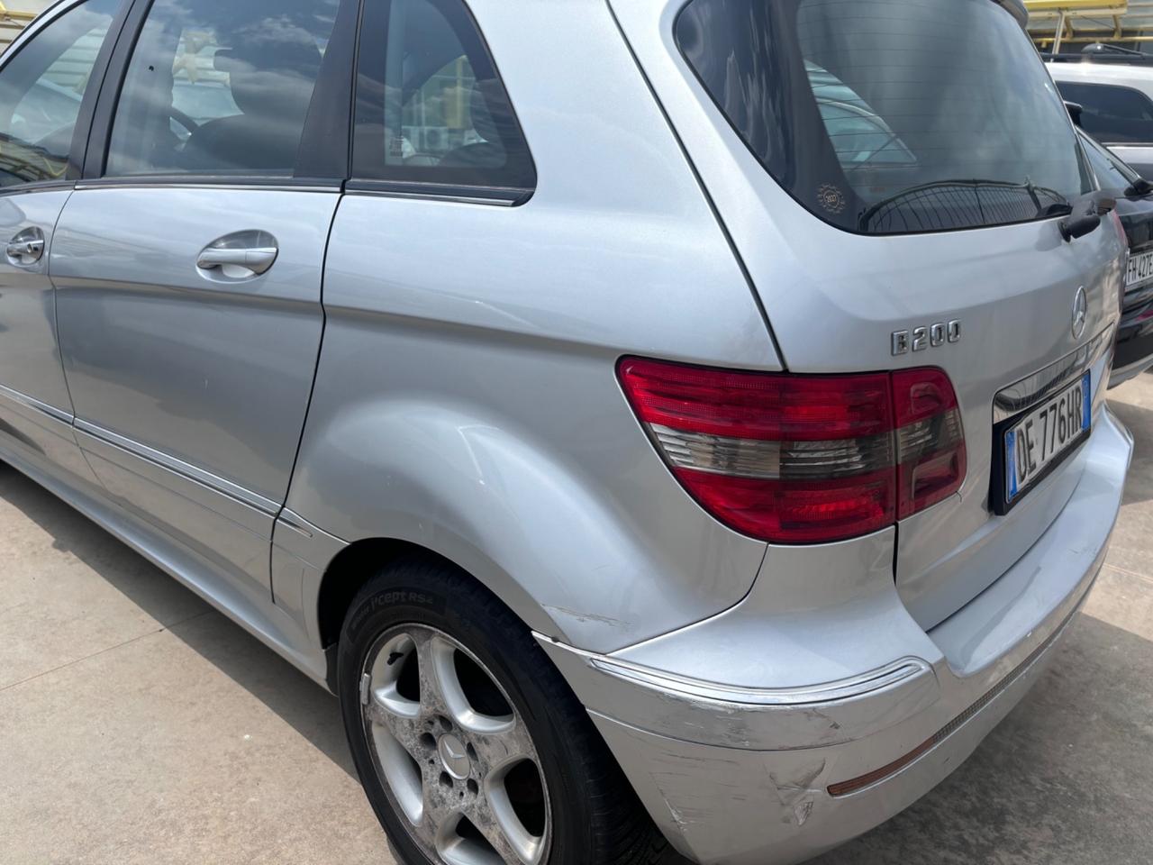 Mercedes-benz B 200 CDI SPORT CV 140 MANUALE PELLE CERCHI