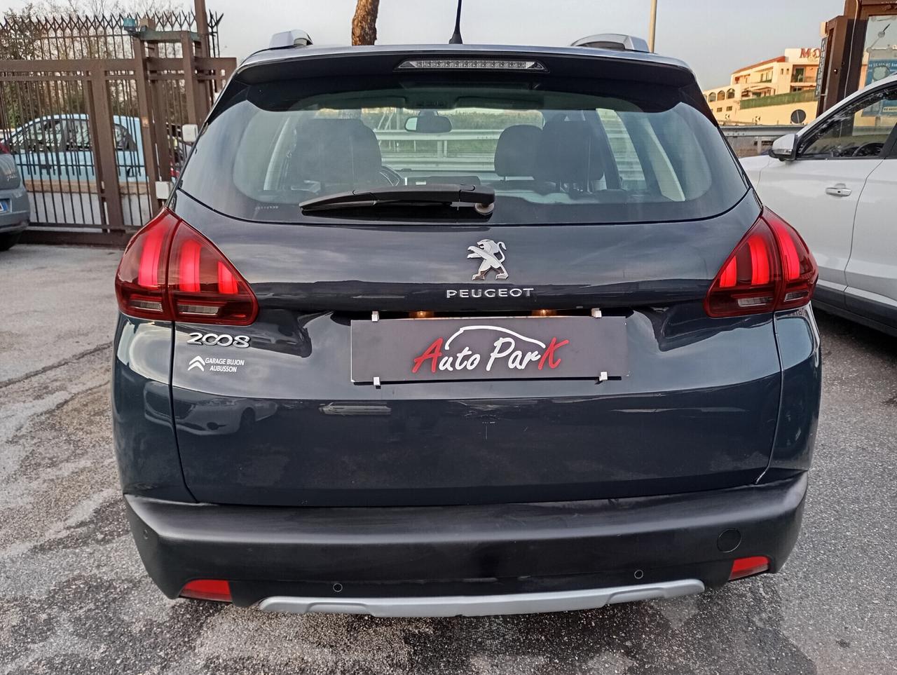 Peugeot 2008 1.2 PureTech Turbo 110CV Allure