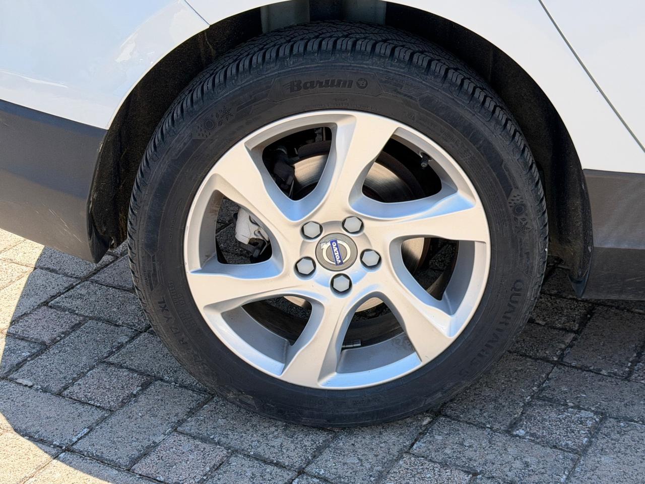 Volvo V40 Cross Country D2 Momentum