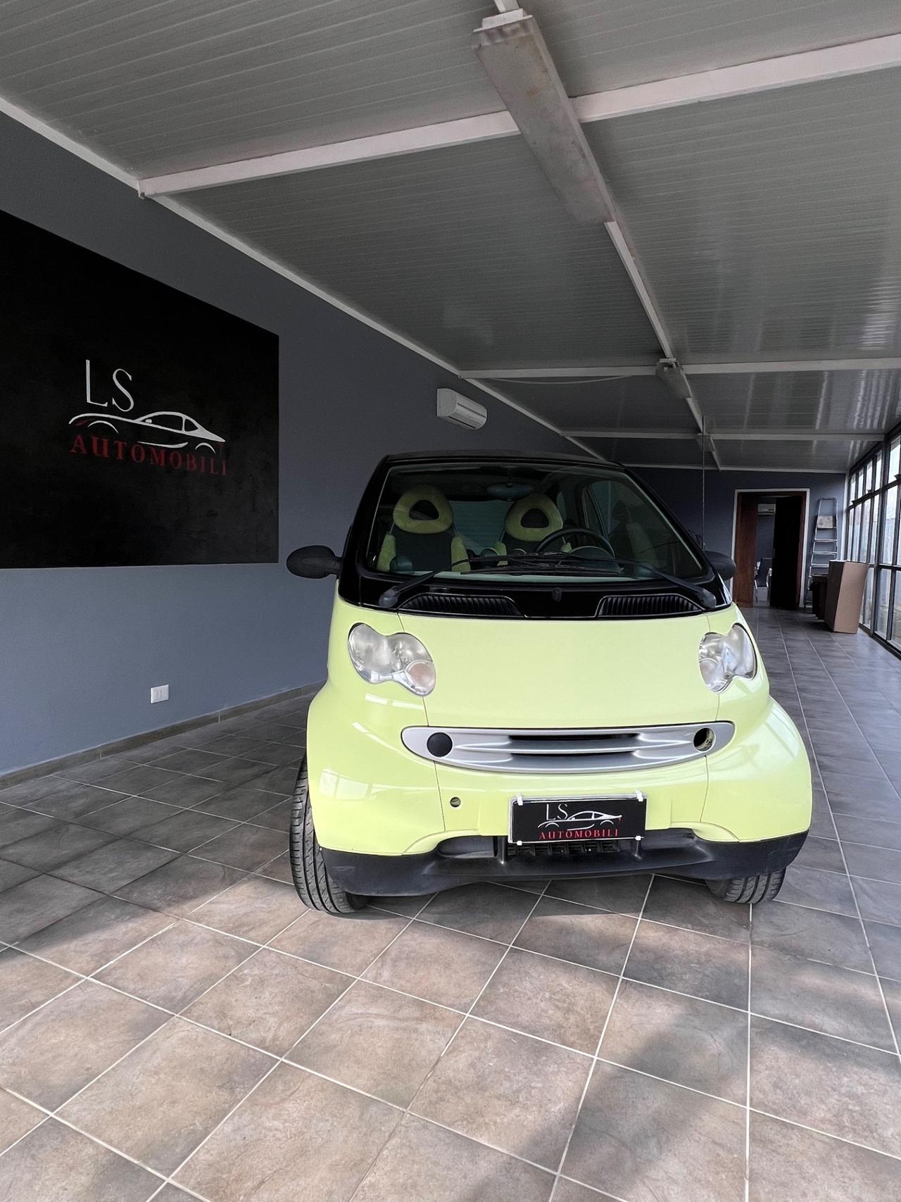 Smart ForTwo 700 coupé pulse (45 kW) neopatentati