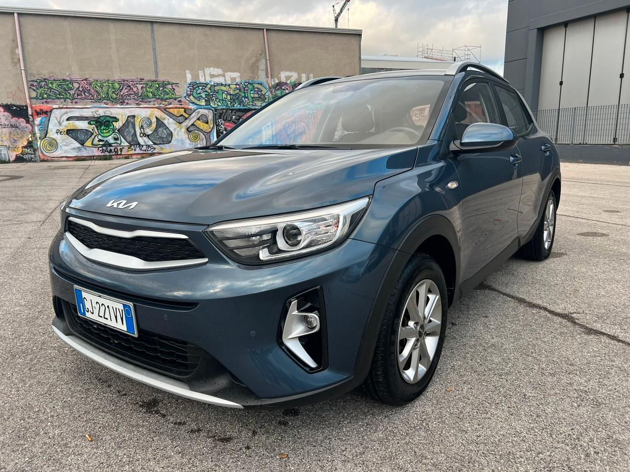 Kia Stonic 1.2 DPI Urban * 36.000 KM