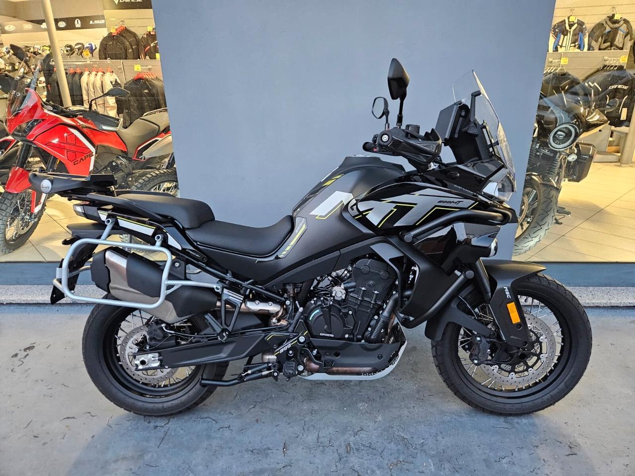 CF Moto 800MT - 2026