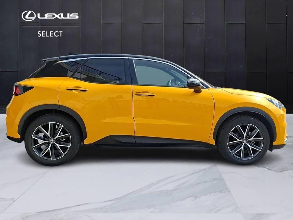 Lexus LBX 1.5 Hybrid Emotion 2WD