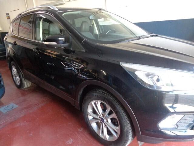 Ford Kuga 2.0 TDCI 150 CV S&S 4WD Titanium