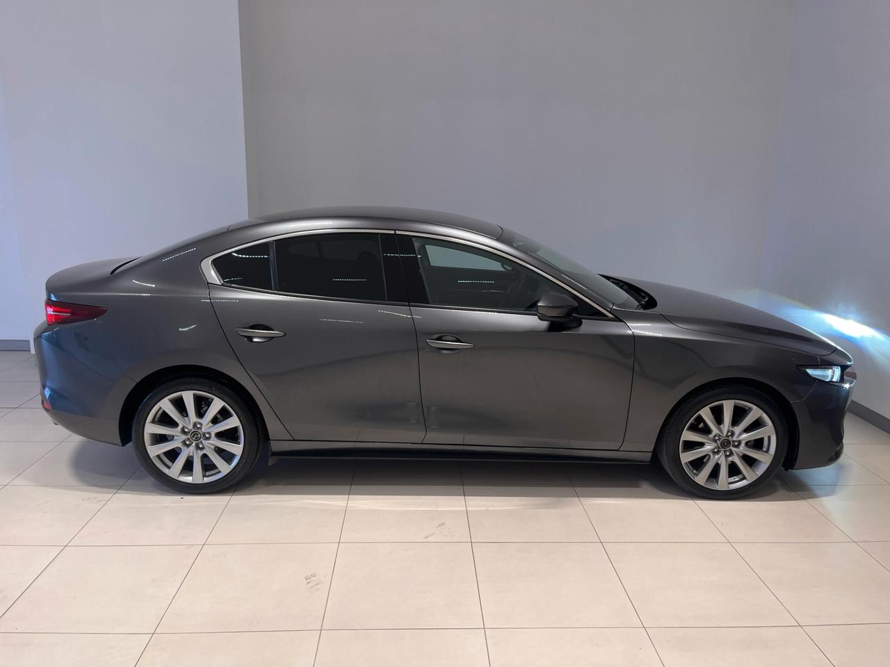 Mazda 3 2.0L eSkyactiv-G M-Hybrid 4p. Sedan Executive