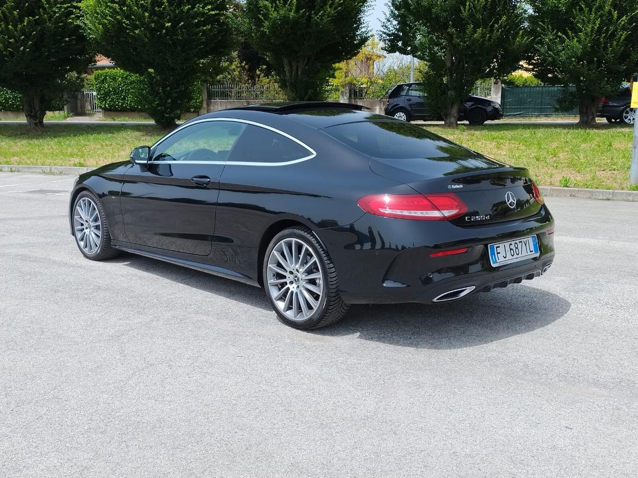 Mercedes-benz C 250d Automatic Coupé Premium Plus