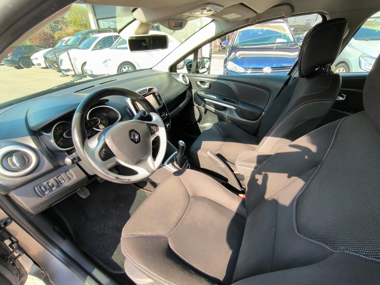 Renault Clio 1.2 75 CV 5 porte Duel *neopatentati*full optional*