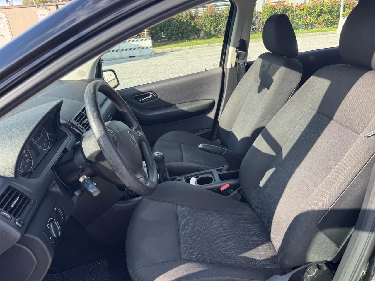 Mercedes-benz A 160 CDI BlueEFFICIENCY Elegance