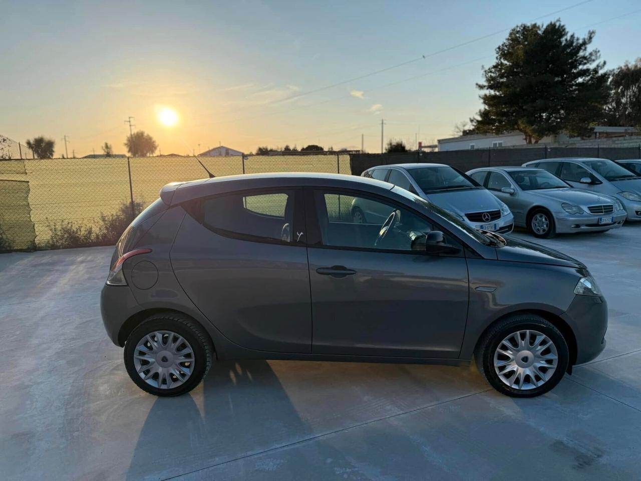 Lancia Ypsilon 1.2 69 CV 5 porte GPL Ecochic Gold