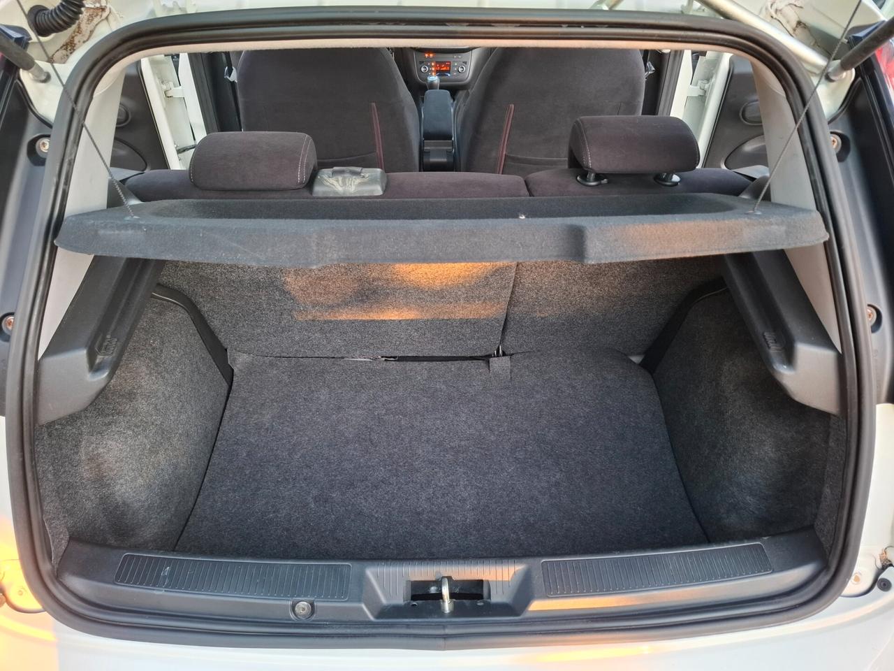 Fiat Grande Punto Grande Punto 1.4 5 porte S&S Dualogic Racing