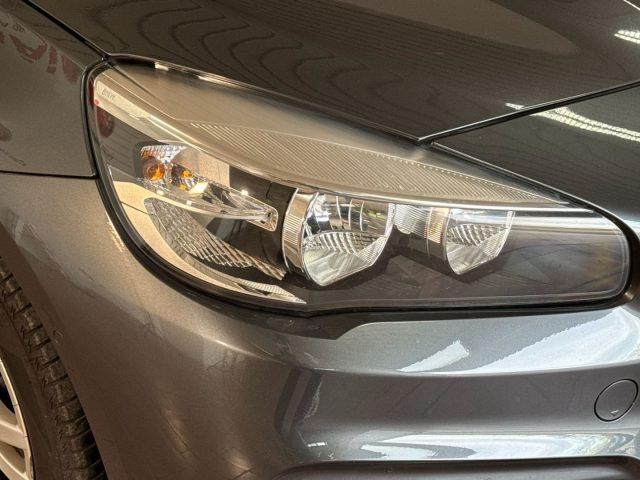 BMW 214 d Active Tourer Advantage OK Neopatentati