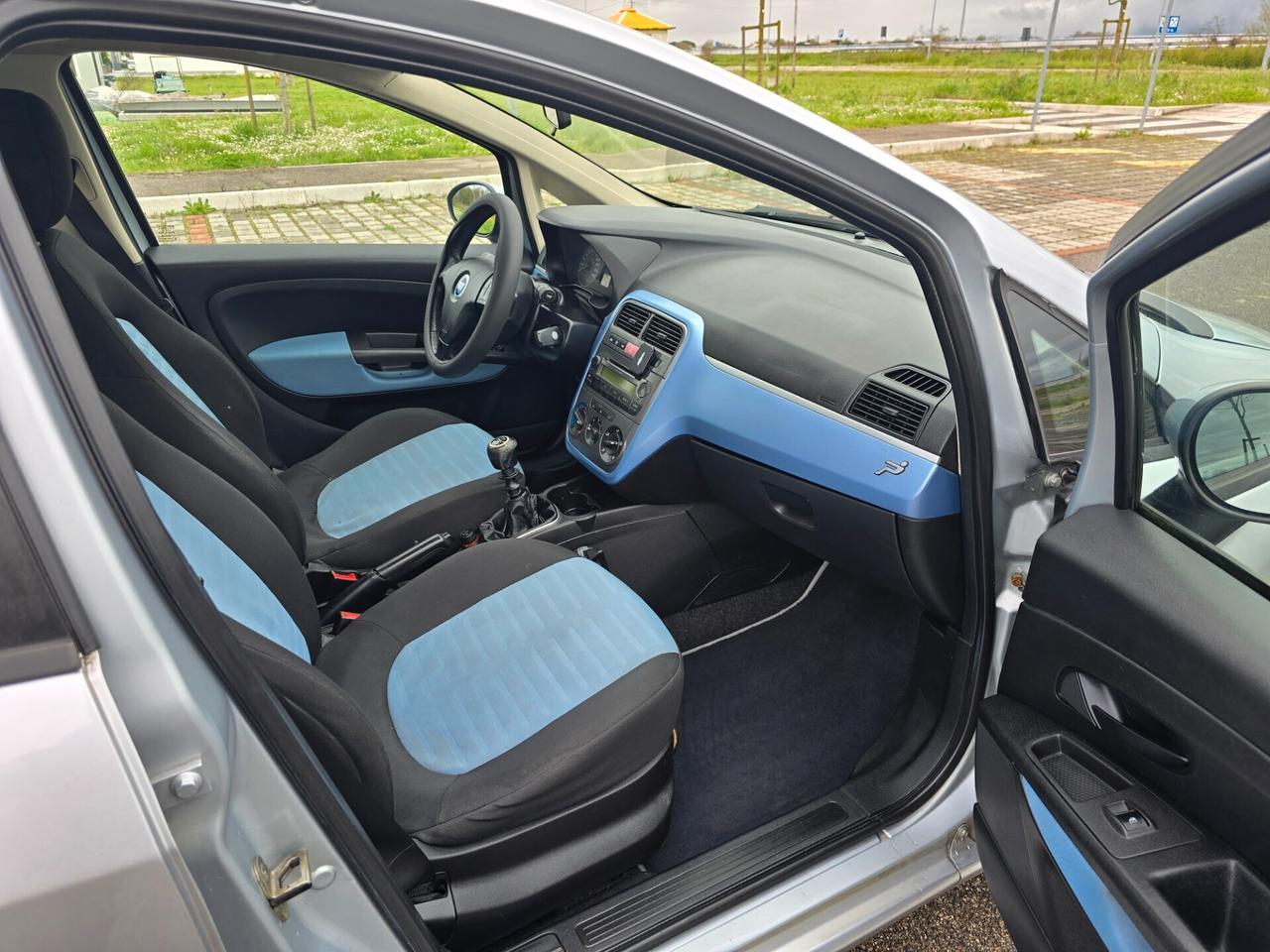 FIAT GRANDE PUNTO 1.2 BENZINA NEOPATENTATI