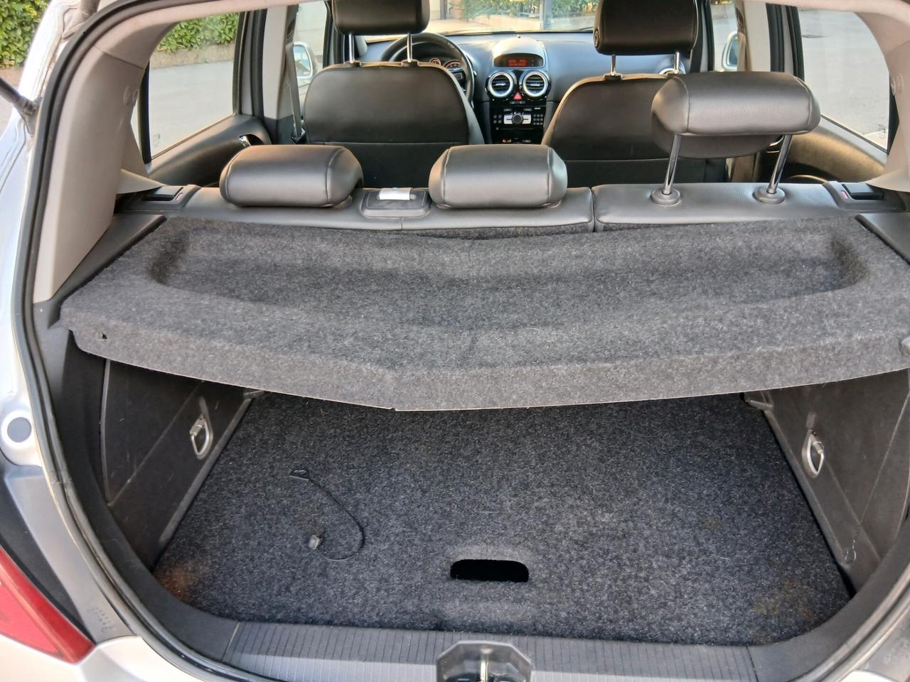 Opel Corsa 1.0 12V 5 porte Enjoy OK per neo patentati