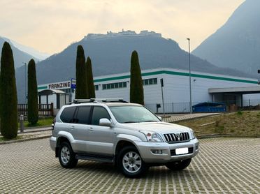 Toyota Land Cruiser 3.0 D manuale 8 posti 5 porte