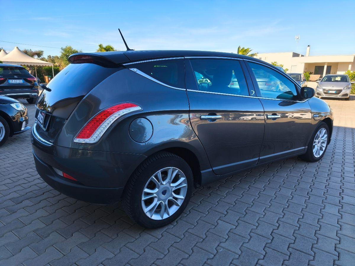 LANCIA Delta 1.6 MJT Platino