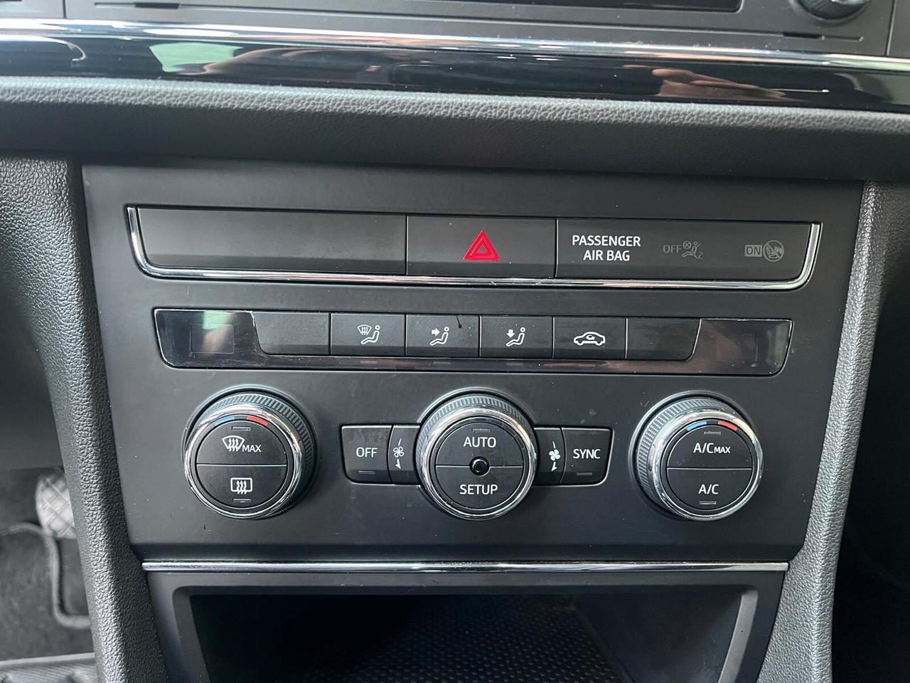 SEAT Leon Leon 5p 1.2 tsi Style 105cv - NEOPATENTATI OK