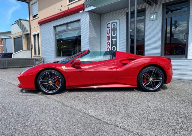 FERRARI 488 Spider