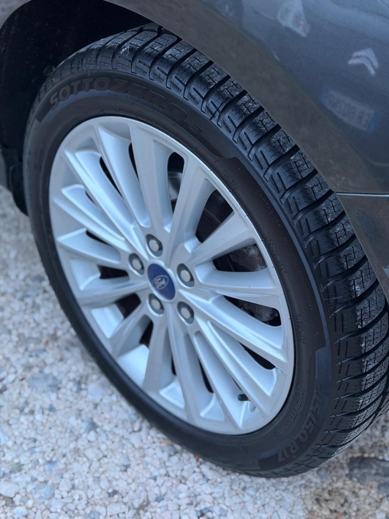 Ford FOCUS 1.6 120 CV TITANIUM KMCERT NAVI UNICOPR