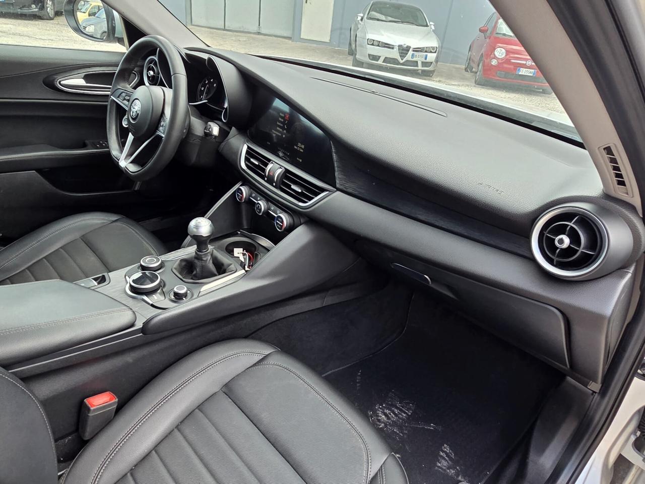 Alfa Romeo Giulia 2.2 JTDM TURBODIESEL MY19 -MOTORE ROTTO-