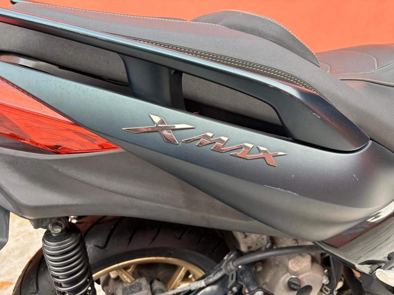 Yamaha X-Max 300 TECH MAX SP