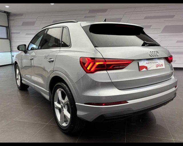 AUDI Q3 35 TFSI S tronic Business Advanced