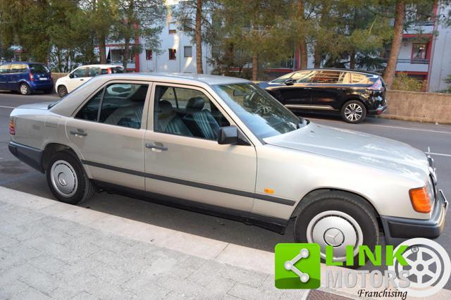 MERCEDES-BENZ 200 E