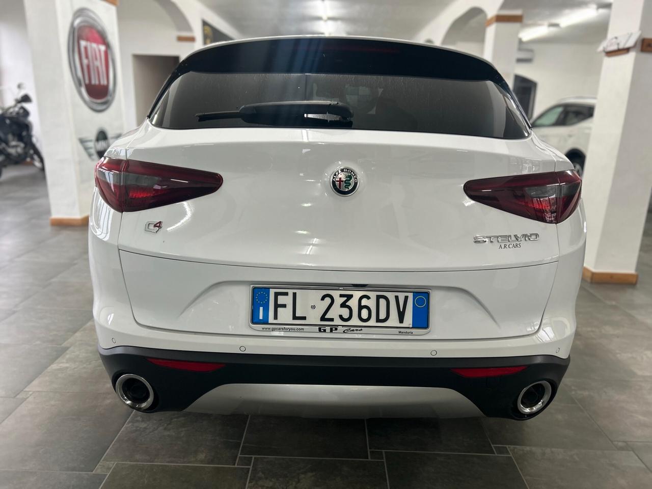 Alfa Romeo Stelvio 2.2 Turbodiesel 210 CV AT8 Q4 Super