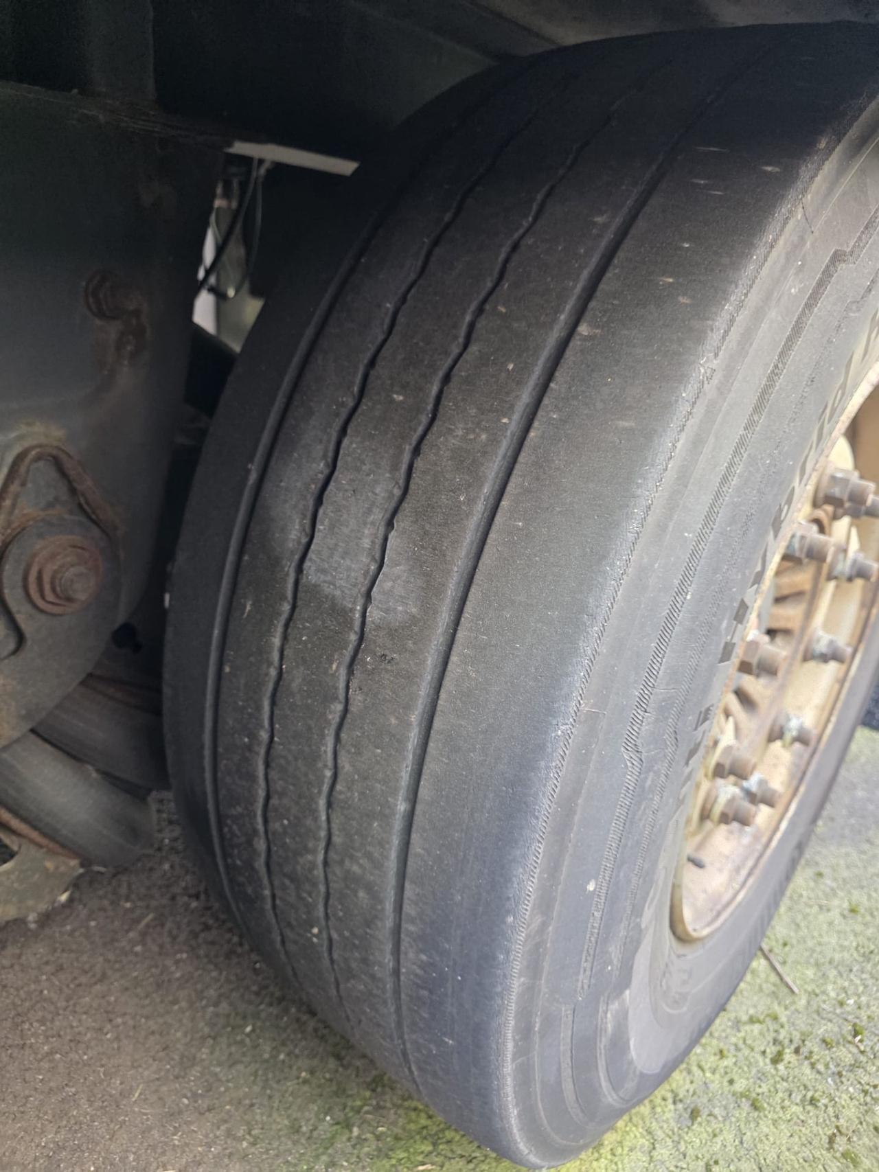 SEMIRIMORCHIO FRIGO LAMBERET 2015 (ATP FRC 05/2027)