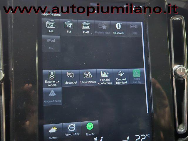 VOLVO XC40 D4 AWD Geartronic Inscription